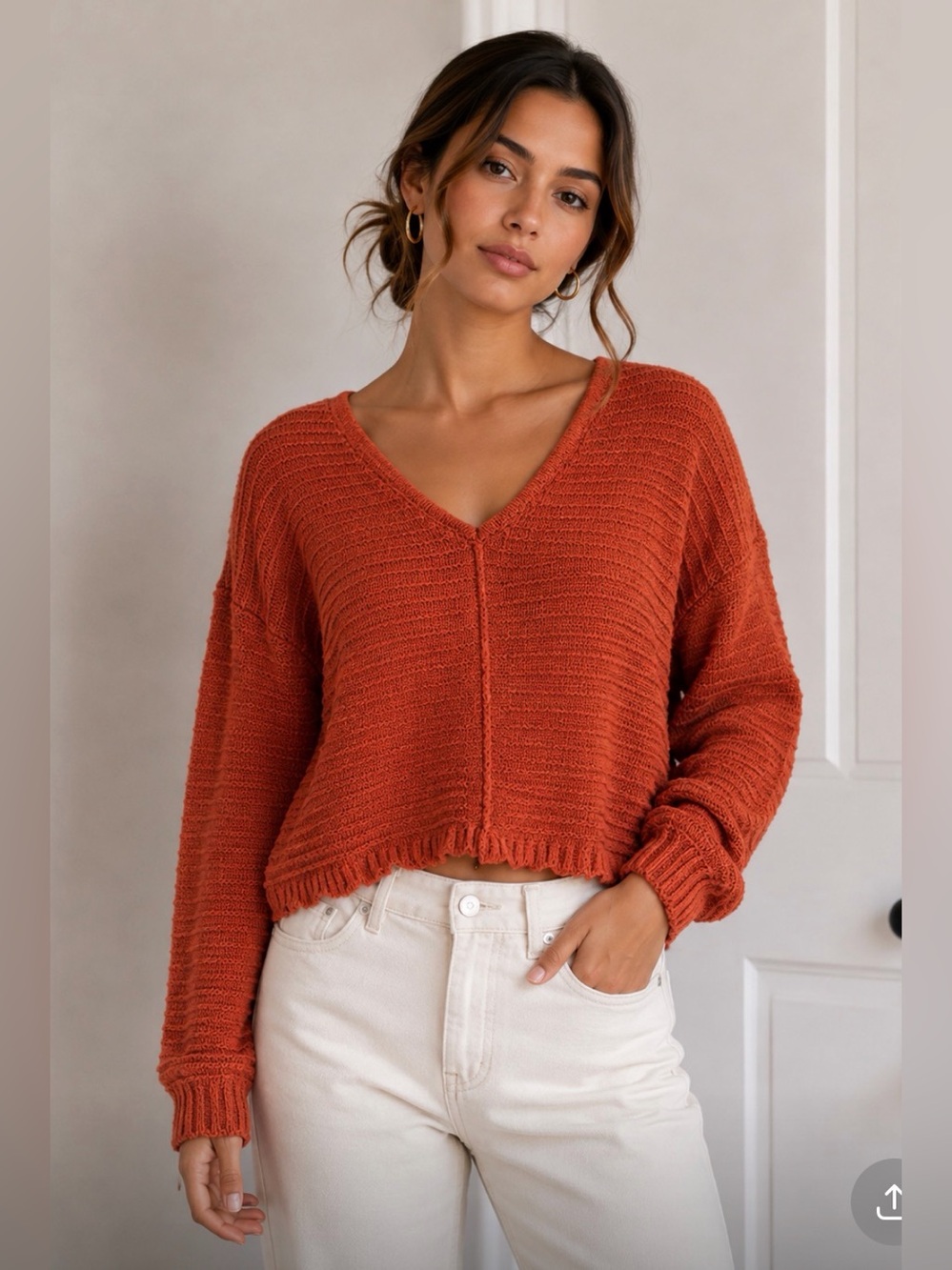Double Zero Women's Burnt Orange V-Neck Textured Knit Sweater